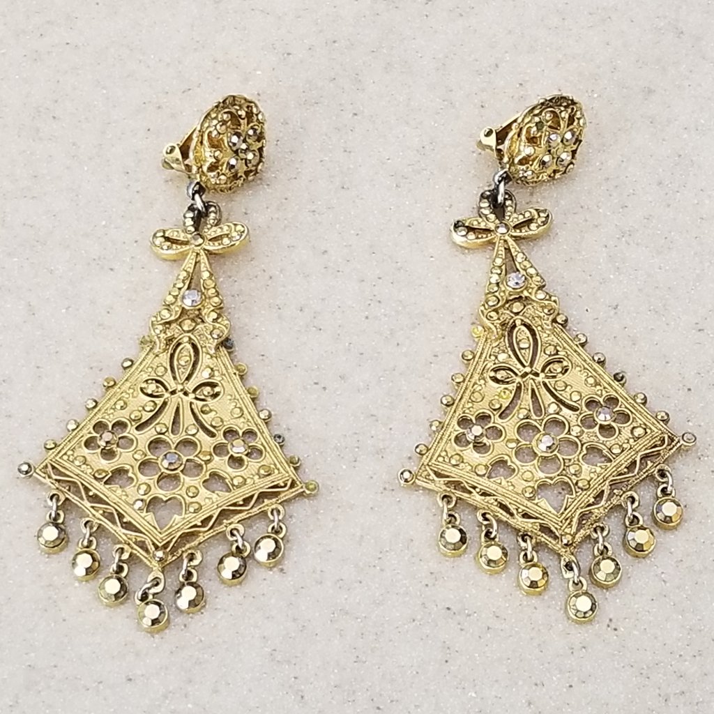 Statement Jose Maria Barrera Hammered Kite Shape Gold Dangle Chandelier Earrings